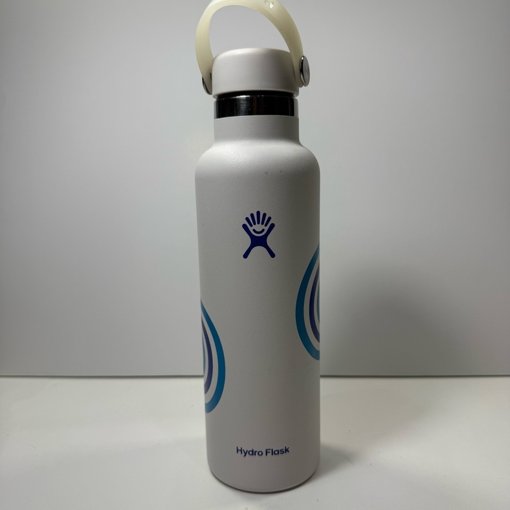 Hydro Flask Limited Edition Refill For Good‎ 21 oz